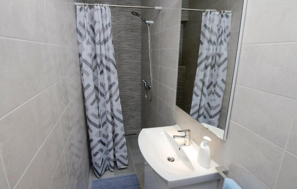 Apartments Devic Sukošan Εξωτερικό φωτογραφία